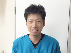修復部班長 越前